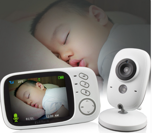 Baby sleeping peacefully monitored by video baby monitor with night vision — Zedi Trends baby monitor